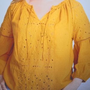 Two same old navy cotton the neck cutmork blouse in yellow for girl children